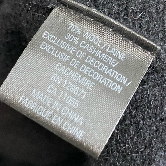 Skull Cashmere Dia Embroidered Skull Wool & Cashmere Cardigan - Picture 8 of 8